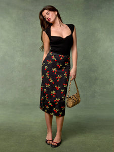 Upgrade your wardrobe with the Naella Skirt! Made from high-quality printed jersey, this midi tube skirt is the perfect addition to any outfit. Its flattering fit will make you feel confident and stylish, while its unique print will make you stand out. Perfect for any occasion, this skirt will become your new go-to piece!