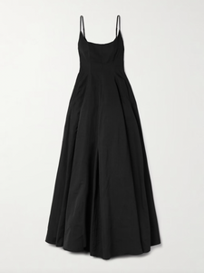 Elevate your wardrobe with the Joy Pleated Cotton-blend Faille Maxi Dress by STAÜD. Crafted from a soft yet structured cotton-blend faille, this maxi dress features elegant pleats that create graceful movement and a flattering silhouette. Perfect for both day and evening, its timeless design offers effortless sophistication and comfort, making it a versatile choice for any occasion. Experience the perfect blend of style and ease with this standout piece.