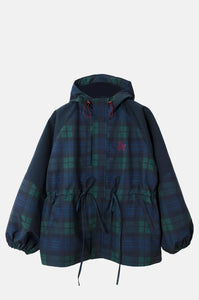 Embrace rainy days with the Liu Coat from Damson Madder, featuring a classic Black Watch tartan design crafted from shower-resistant fabric. Its balloon-style cuffs, adjustable hood, and cinchable waist offer both comfort and a flattering silhouette, while signature 'DM' embroidery adds a touch of distinction. Equipped with practical pockets and thoughtful details, this coat effortlessly combines style and functionality, making it the perfect shield against wet weather.