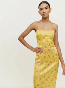 yellow vs green dress to impress Dress To Impress : Celebrity Theme : Billie Eilish