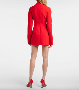 Expertly crafted from a wool-blend gabardine, the Ketch long-sleeve cotton minidress is a versatile and stylish addition to any wardrobe. With its flattering silhouette and high-quality material, this dress offers both comfort and sophistication. Perfect for any occasion, from the office to a night out.