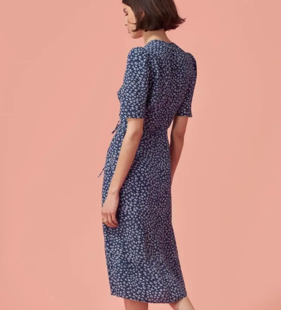 Indulge in the elegance of the Eloise Dress. Made with lightweight cotton, this floral-printed dress boasts a relaxed fit and short sleeves for effortless style. Perfect for any occasion, experience the luxury of comfort and beauty in one.