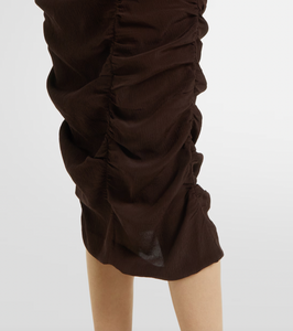 Elevate your wardrobe with this expert-crafted puff-sleeve silk midi dress by Magda Butrym. Designed with voluminous sleeves and a fluid silhouette, it combines luxurious silk fabric with sophisticated tailoring to create a timeless piece. Perfect for formal events or refined everyday elegance, the dress offers both comfort and statement style, reflecting meticulous attention to detail and high-quality craftsmanship.