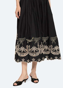 Elevate your wardrobe with the Kingsley Embroidery Tank Dress by SEA NY, designed to combine elegance and ease. Featuring intricate embroidered details, a high neckline, and a charming back bow tie, this dress offers a sophisticated silhouette. The scalloped hemline adds a delicate finishing touch, while the button back closure ensures a relaxed and comfortable fit. Perfect for any occasion, Kingsley blends timeless style with effortless charm.