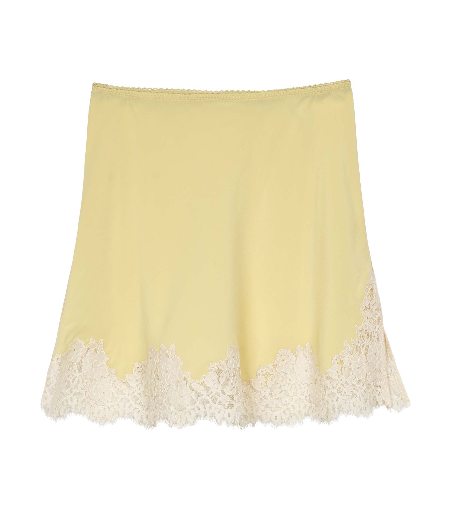 In silk crepe de chine, the Giuletta Skirt is a mini-length version of our fan-favorite Elowen Skirt. It features a high waist trimmed with delicate scallop elastic, an A-line cut, and a bias-cut hemline adorned with intricate contrast lace.