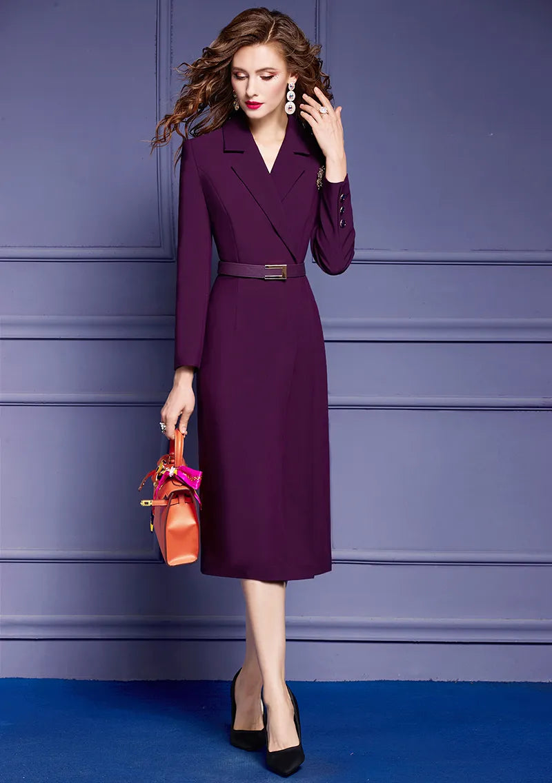 Robe Helenne is designed for any situation. Crafted with autumn elegant business chic fabric, it has a classic office blazer design and long sleeves to flatter any figure. The deep purple hue gives this dress an eye-catching, festive feel, perfect for any event.
