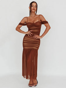 This elegant off-shoulder strapless maxi dress is the perfect addition to any woman's wardrobe. Its two-layer mesh design adds a touch of sophistication, while the backless feature adds a touch of allure. With its stylish and comfortable fit, this dress is sure to turn heads.