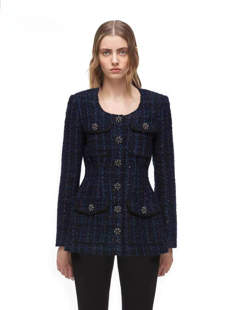 Elevate your wardrobe with our Veste en Tweed Lorraine. Crafted with high-quality tweed material, this jacket is a timeless piece that adds sophistication to any outfit. With its classic design and versatile fit, it's perfect for any occasion. Enhance your style and make a statement with this must-have piece.