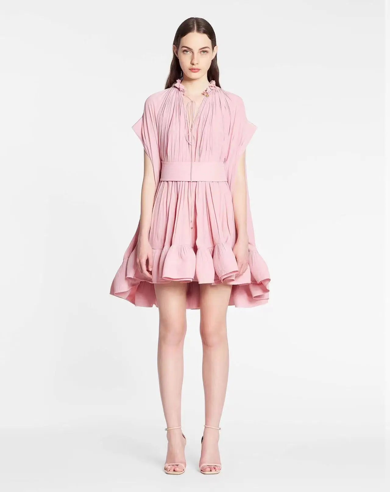 Effortlessly elegant, the LANVIN Short Charmeuse Dress is made from luxurious flowing fabric with short sleeves, a neck tie, and fitted waist for a flattering silhouette. The wide belt adds a touch of sophistication, while the horsehair adds volume and lightness to the dress. Perfect for any formal occasion.