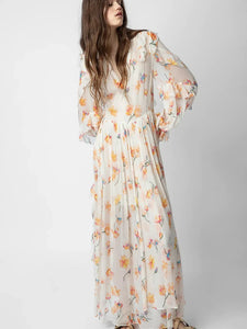 Elevate your style with this Zadig &amp; Voltaire floral-print maxi dress. Its stunning design and high-quality material will make you stand out in any occasion. Perfect for a day out or a special evening, this dress offers both comfort and elegance.