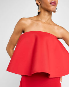 Elevate your style with the Vela Long Sheer Strapless Dress by Jacquemus. This elegant piece combines sheer and opaque knit for a sophisticated look, featuring a strapless neckline and sleeveless design that highlights your shoulders. The straight silhouette gracefully skims the body, while the adjustable back strap ensures a perfect fit. Finished with a floor-pooling hem and discreet back zip, this dress promises effortless glamour for any occasion.