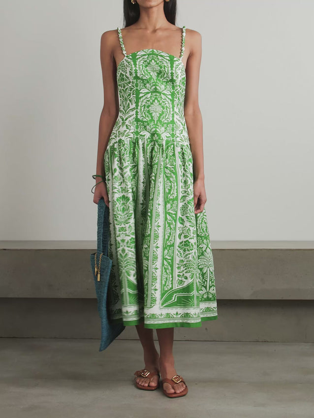 This Printed Gathered Linen Maxi Dress by FARM RIO offers a blend of effortless style and breathable comfort. Crafted from high-quality linen, its gathered design enhances the silhouette while allowing natural airflow, making it ideal for warm weather. The vibrant print adds a distinctive, expert touch, perfect for showcasing refined taste in casual or resort wear.