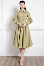 Load image into Gallery viewer, Robe Estella
