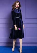 Load image into Gallery viewer, Robe Lucrecia

