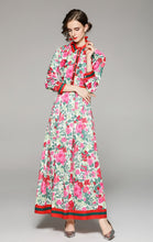 Load image into Gallery viewer, Robe Floria

