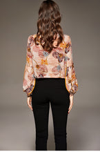 Load image into Gallery viewer, Blouse en soie Euphrasie
