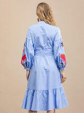 Load image into Gallery viewer, Robe Manon
