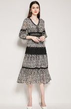 Load image into Gallery viewer, Robe Brigitte
