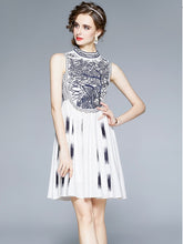 Load image into Gallery viewer, Robe Catarina
