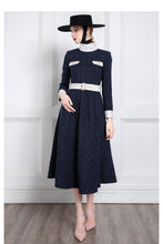 Load image into Gallery viewer, Robe en Tweed Felicity
