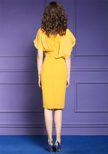 Load image into Gallery viewer, Robe Malori
