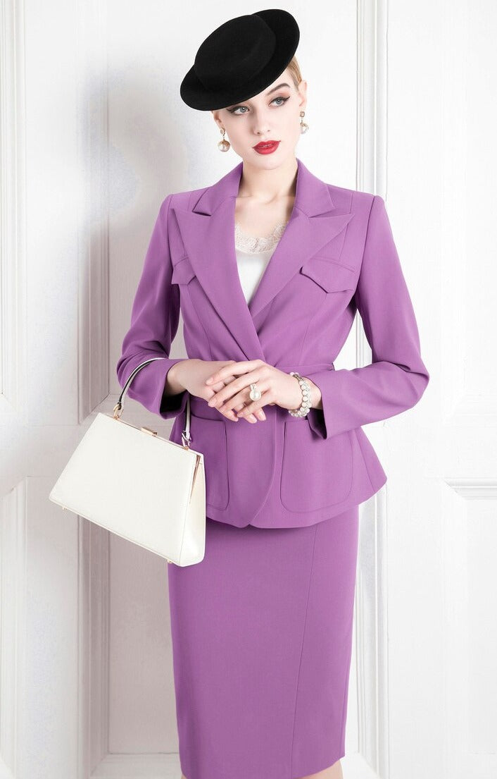 Be ready to take charge with the Ensemble Renée suit. This sharp yet feminine piece has a handsome suit collar, slim silhouette, and simple yet elegant design, all while remaining comfortable and easy to wear! Perfect for work, it has 30% of elegant softness with 70% of hard-edge tailoring to showcase your sharp leadership skills. Rock the boardroom in fashionable style with the Ensemble Renée!
