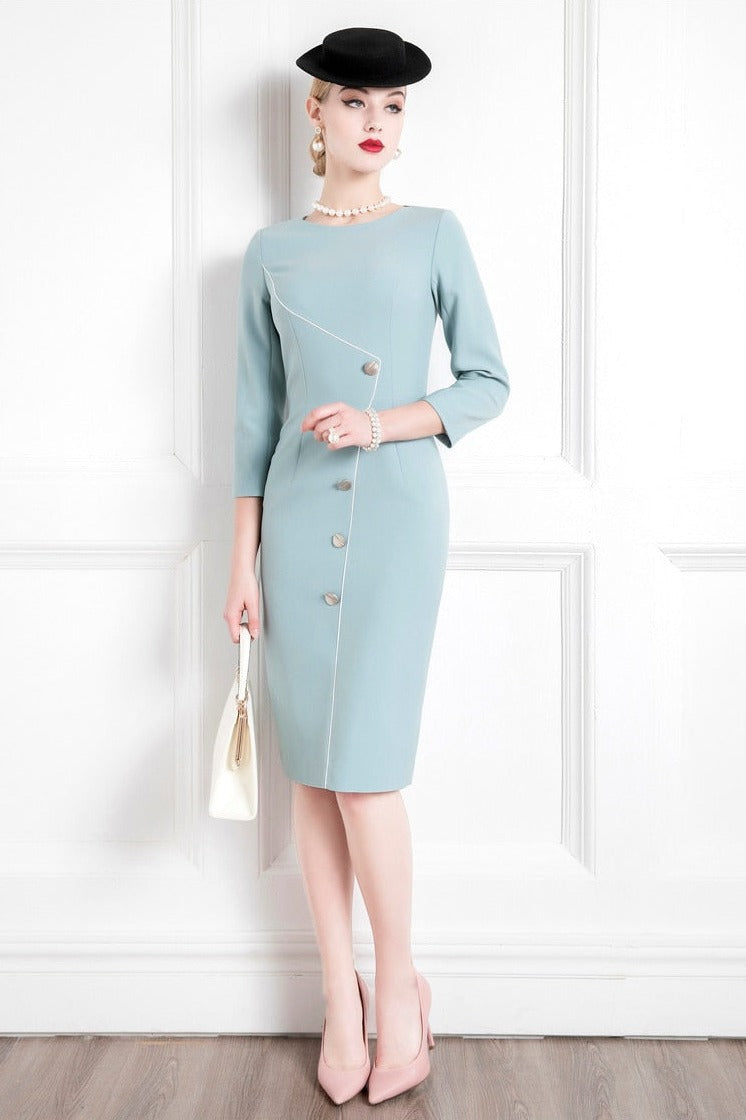 Be at your most chic in our Robe Midge! This elegant and exclusive dress features a high end temperament slim skirt made with striking new spring ladies fashion stitching for a timeless classic look. The perfect combination of sophistication and style, you can't go wrong with this timeless piece.
