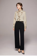 Load image into Gallery viewer, Blouse en soie Celia
